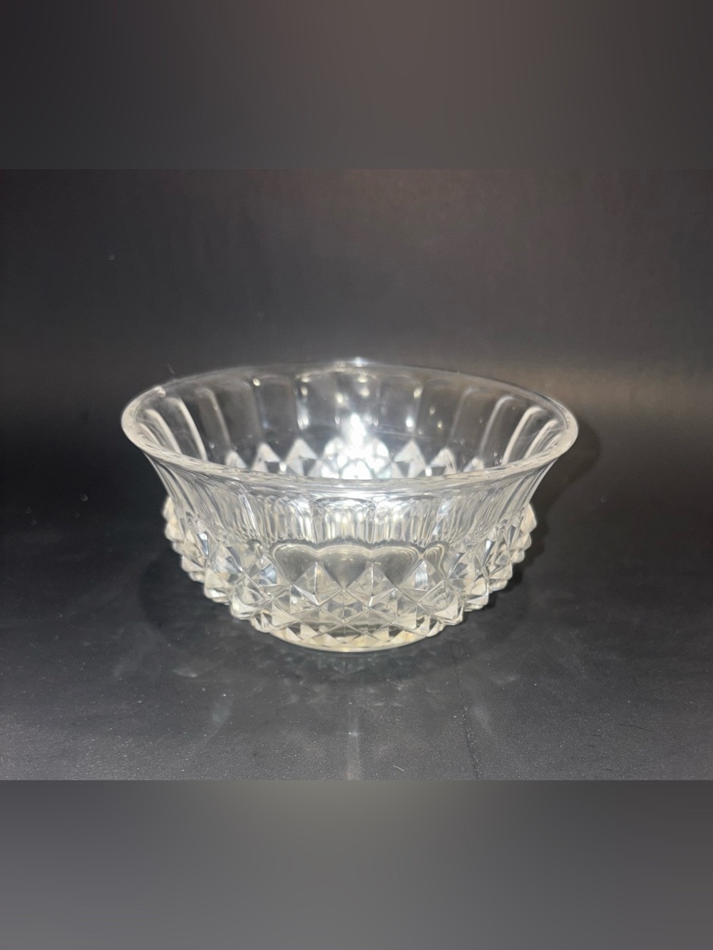Vintage Clear Glass Diamond-Cut Serving Bowl - Home Dining